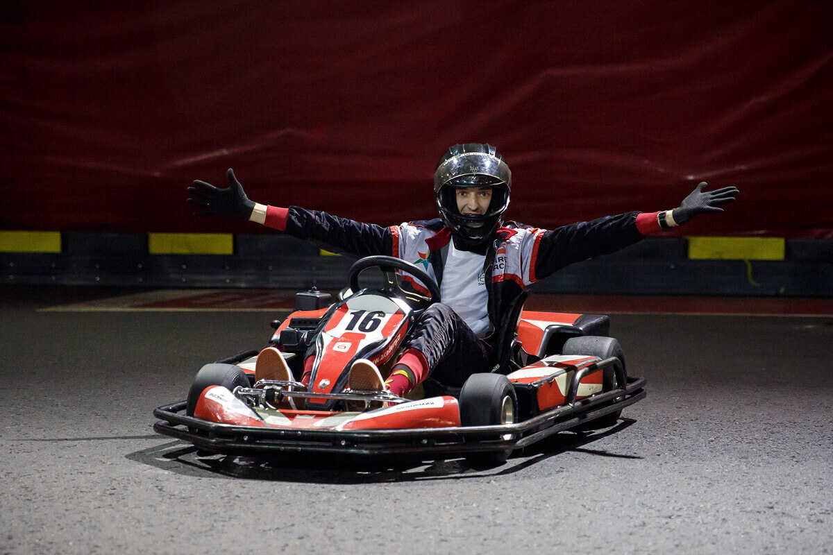 Karting. Картинг Крытый. Крытый картодром. Картинг фотосессия. Катание на картинге.